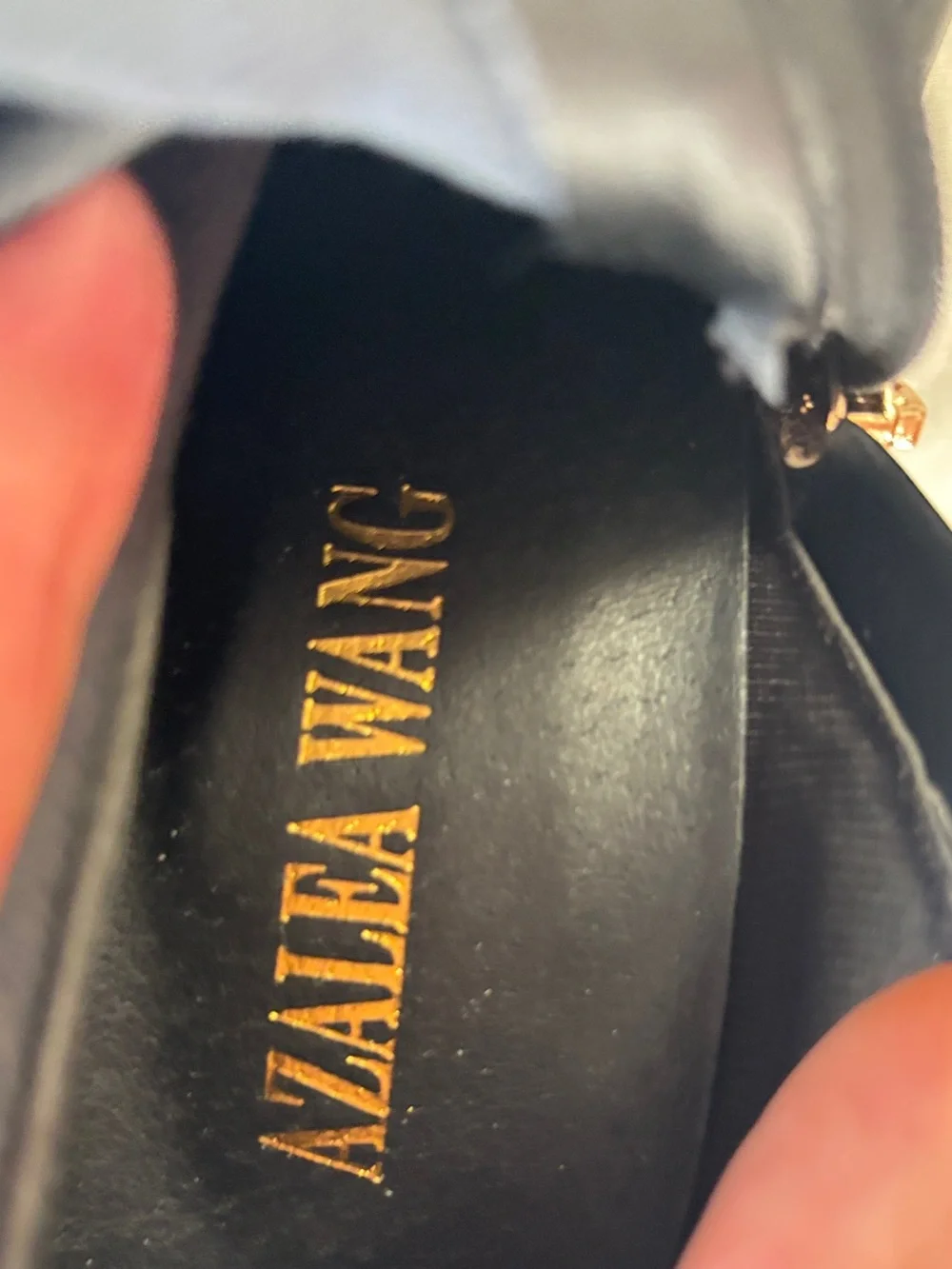 Atana Man box man heel